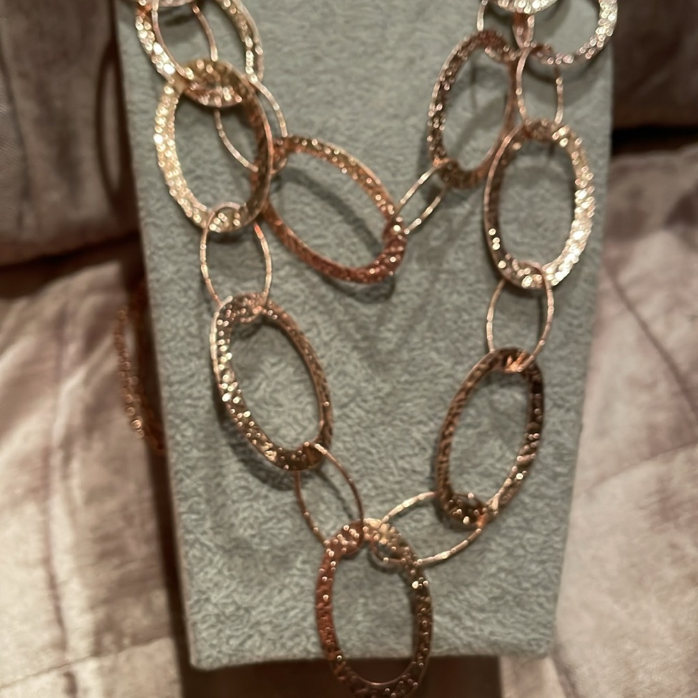 Sale ! Hammered Metal Rosegold Double Loop Necklace NWOTS